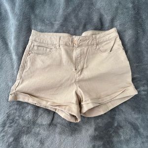Forever 21, Tan jean shorts, size 26.